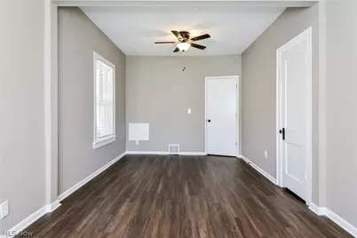 13519 Merl Avenue, Oakwood, OH 44107 - Photo 15