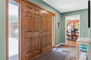 16385 Messenger Rd, Chagrin Falls, OH 44023 - Photo 3