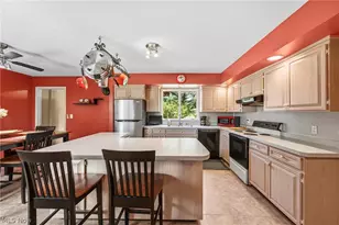 16385 Messenger Rd, Chagrin Falls, OH 44023 - Photo 9