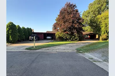 9708 Kennett Square NE, Bolivar, OH 44612 - Photo 1