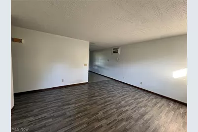 9708 Kennett Square NE, Bolivar, OH 44612 - Photo 7
