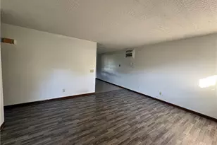 9708 Kennett Square NE, Bolivar, OH 44612 - Photo 7