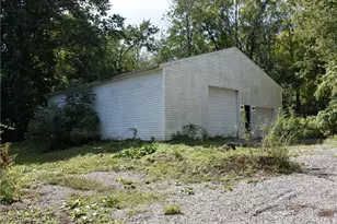 106 S Beverly Ave, Youngstown, OH 44515 - Photo 15