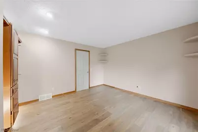 4727 Greenbriar Square NE, Canton, OH 44714 - Photo 13