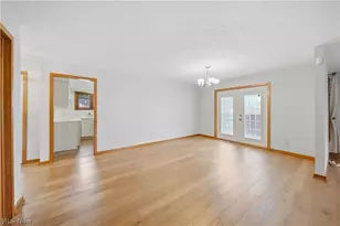 4727 Greenbriar Square NE, Canton, OH 44714 - Photo 7