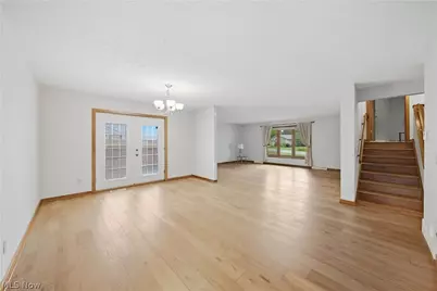 4727 Greenbriar Square NE, Canton, OH 44714 - Photo 3
