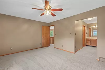 9875 Mentor Road, Chardon, OH 44024 - Photo 9