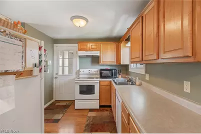 3735 Harrison Avenue NW, Canton, OH 44709 - Photo 15