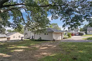 3735 Harrison Ave NW, Canton, OH 44709 - Photo 7
