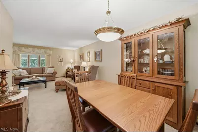 6180 Chesham Avenue NE, Canton, OH 44721 - Photo 9