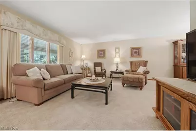6180 Chesham Avenue NE, Canton, OH 44721 - Photo 5