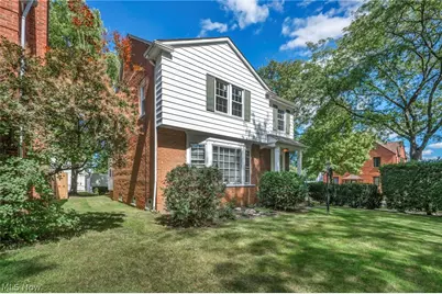 17429 Scottsdale Boulevard, Huber Heights, OH 44120 - Photo 3