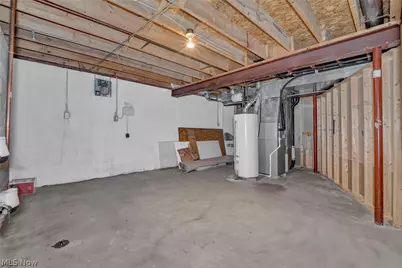 2573 Stonecreek Drive, Akron, OH 44320 - Photo 35
