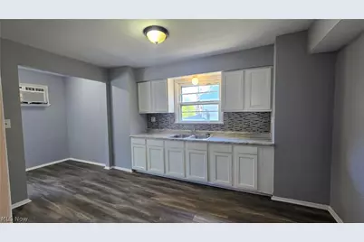 810 E 157th Street, Loveland, OH 44110 - Photo 25
