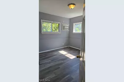 810 E 157th Street, Loveland, OH 44110 - Photo 15