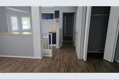 810 E 157th Street, Loveland, OH 44110 - Photo 7