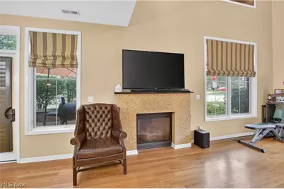 1393 Slate Court, Cleveland Heights, OH 44118 - Photo 5