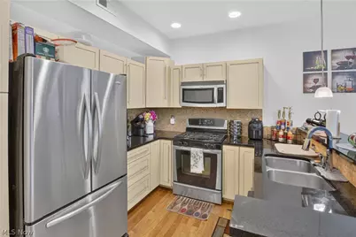 1393 Slate Court, Cleveland Heights, OH 44118 - Photo 15