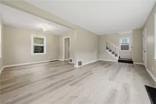 1137 Smithfarm Ave, Akron, OH 44305 - Photo 5