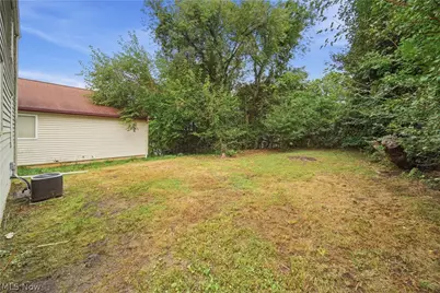 1137 Smithfarm Avenue, Akron, OH 44305 - Photo 33