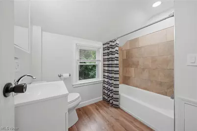 1137 Smithfarm Avenue, Akron, OH 44305 - Photo 17