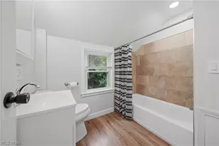 1137 Smithfarm Ave, Akron, OH 44305 - Photo 17