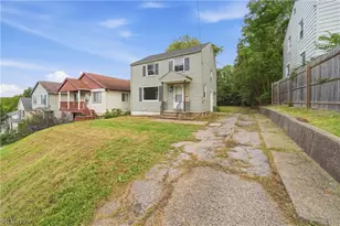 1137 Smithfarm Ave, Akron, OH 44305 - Photo 3