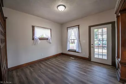 937 Park Avenue SW, Canton, OH 44706 - Photo 9