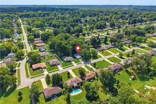 1780 E Parkhaven Dr, Green Hills, OH 44131 - Photo 5