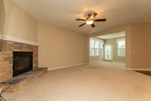 7967 Dovegate Dr, Mentor, OH 44060 - Photo 13