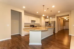 7967 Dovegate Dr, Mentor, OH 44060 - Photo 3