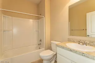 7967 Dovegate Dr, Mentor, OH 44060 - Photo 27