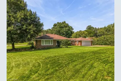 5738 Griffith Avenue NW, North Canton, OH 44720 - Photo 7