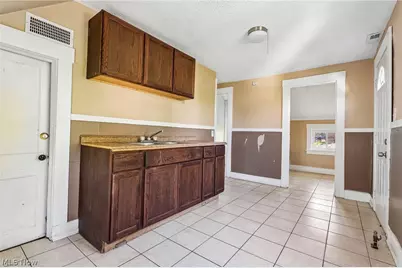 3602 Mobile Court, Loveland, OH 44109 - Photo 9