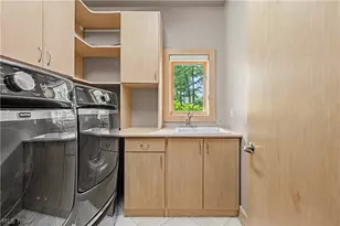 1040 Riverwoods Dr, Akron, OH 44313 - Photo 21