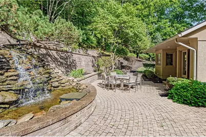 1040 Riverwoods Drive, Akron, OH 44313 - Photo 19