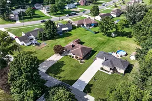 129 Evans Ave, Austintown, OH 44515 - Photo 39