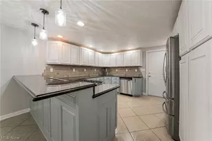 12335 Robson Rd, Grafton, OH 44044 - Photo 9