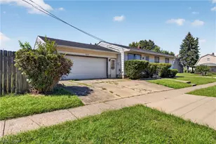 3402 Tacoma Ave, Lorain, OH 44055 - Photo 3
