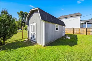 7612 Lakeshore Blvd, Mentor, OH 44060 - Photo 33