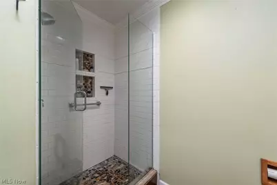 717 Wedgewood Drive, Avon Lake, OH 44012 - Photo 25