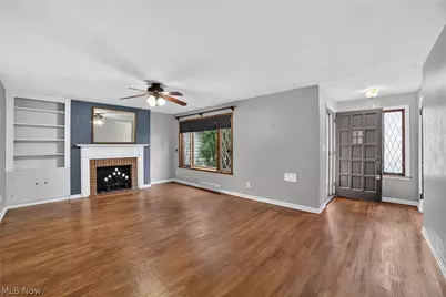 309 Hafely Drive, Lorain, OH 44052 - Photo 5