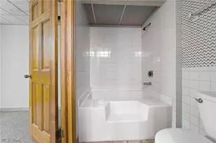 594 Shadydale Dr, Canfield, OH 44406 - Photo 25