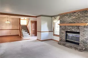 594 Shadydale Dr, Canfield, OH 44406 - Photo 7