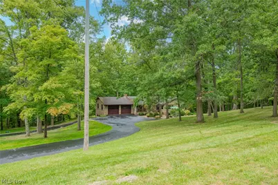 3980 Wetmore Road, Cuyahoga Falls, OH 44223 - Photo 47