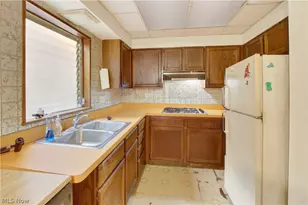 8476 Ravenna Rd, Twinsburg, OH 44087 - Photo 7