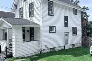 2132 10th St SW, Akron, OH 44314 - Photo 3