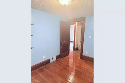 2132 10th Street SW, Akron, OH 44314 - Photo 17