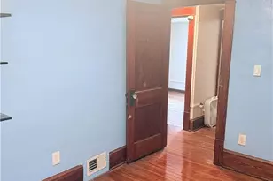 2132 10th St SW, Akron, OH 44314 - Photo 17