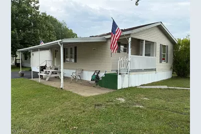 202 Connecticut Drive #202, Elyria, OH 44035 - Photo 1